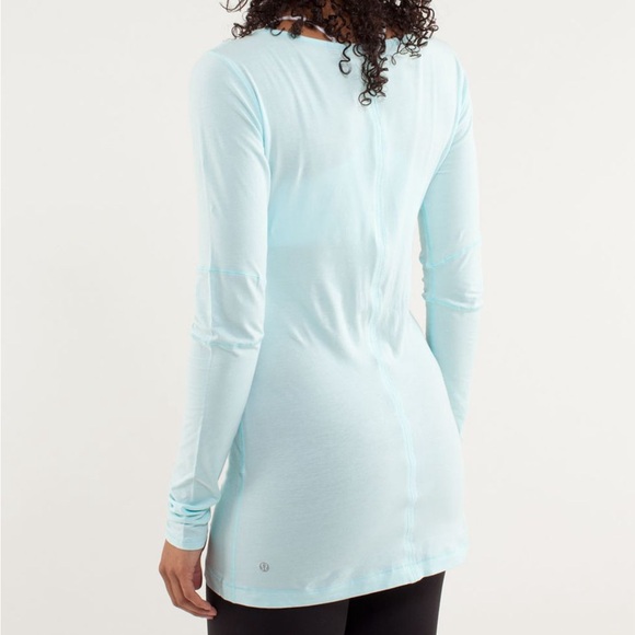 Lululemon Devotion Long Sleeve Tee
Aquamarine mint blue - Picture 2 of 7